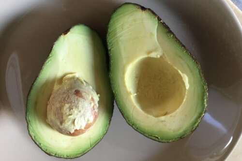 【レシピ】おうちでカフェのアボカドトースト