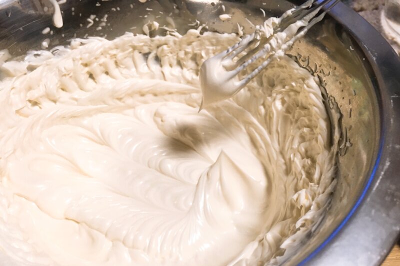 アイハーブの植物性バター（ココアバター）を使ってボディバターを手作りする