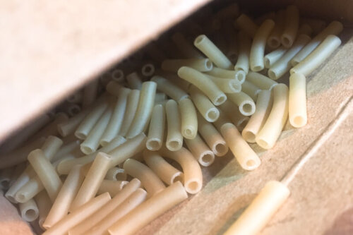 海外の製品は簡易包装!アイハーブ